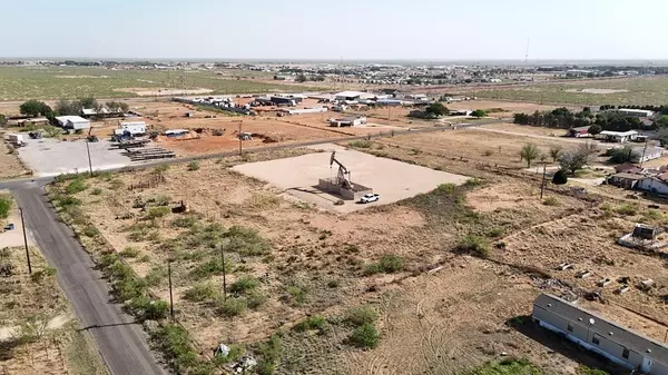 10908 Auburn Dr, Gardendale, TX 79758