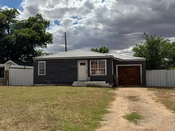 Seminole, TX 79360,207 3rd