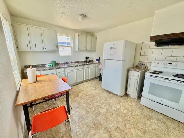 Andrews, TX 79714,111 Ave D