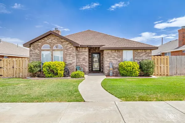 4907 Pleasant Dr, Midland, TX 79703