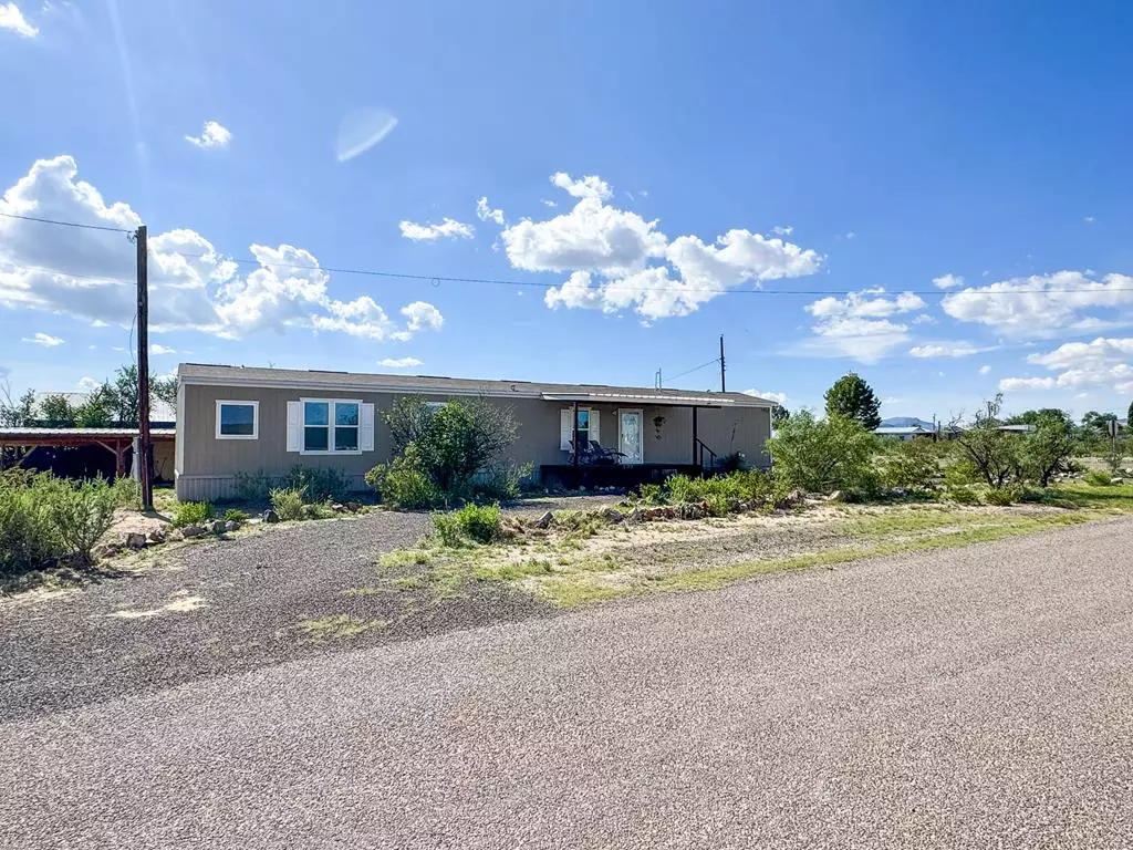 Marathon, TX 79842,606 7thSt E