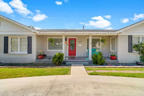 Midland, TX 79701,1202 Michigan Ave