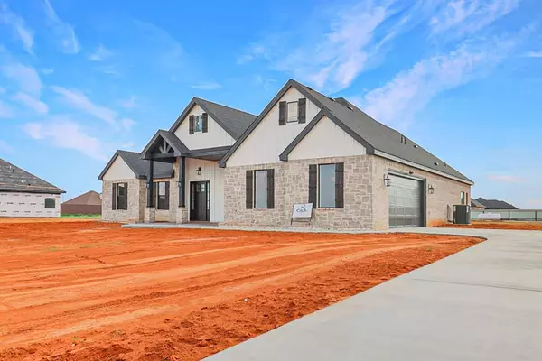 1605 12th St, Andrews, TX 79714