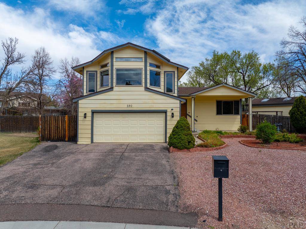 580 Cheyenne Mountain Blvd, Colorado Springs, CO 80906