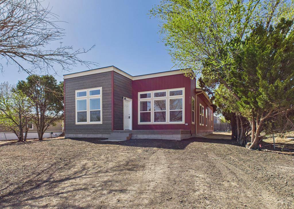 128 Byrd Dr, Pueblo, CO 81007