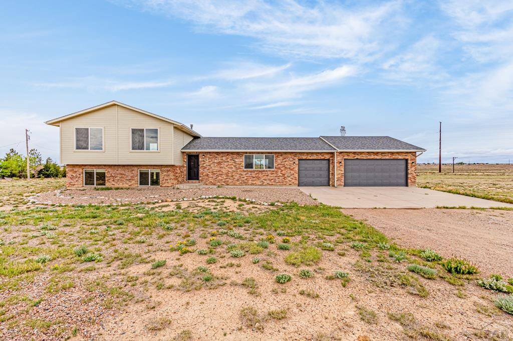 1090 Linda Ave, Pueblo West, CO 81007