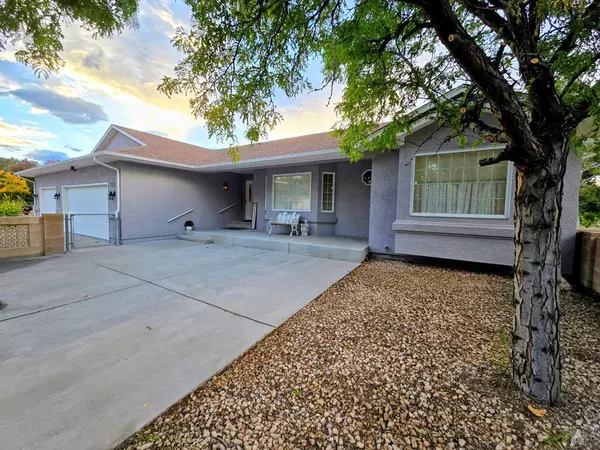 353 Pin High Dr, Pueblo West, CO 81007