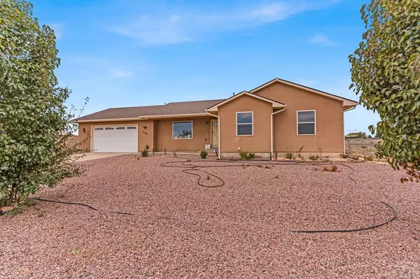 1107 Kirkwood Dr, Pueblo West, CO 81007