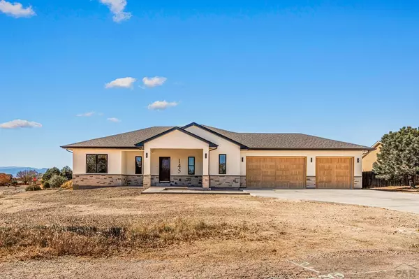 145 Middlecoff Dr, Pueblo West, CO 81007