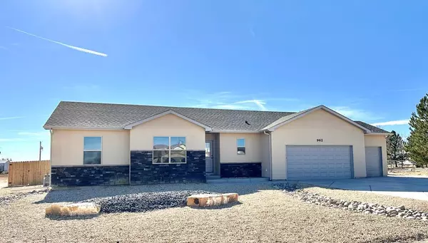 962 Sandusky Dr, Pueblo West, CO 81007