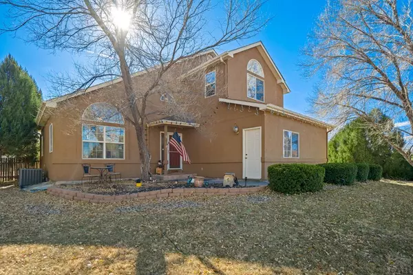 490 Fairway Dr, Pueblo West, CO 81007