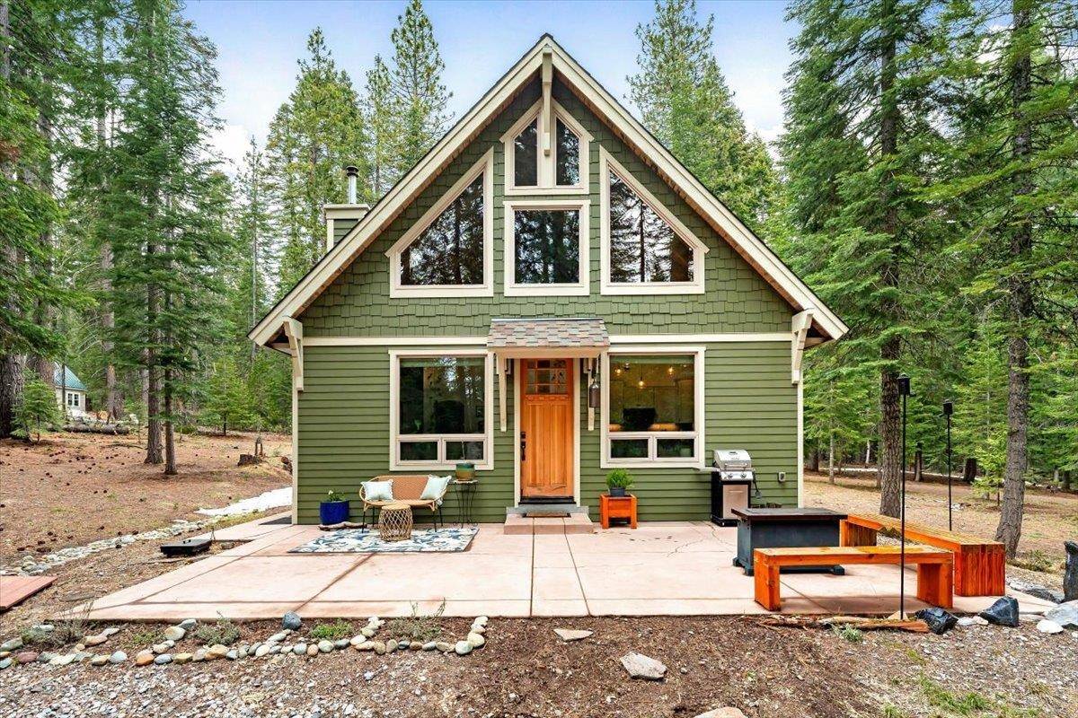 8075 Summit View Drive, Mccloud, CA 96057