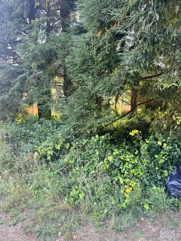 Crescent City, CA 95531,2270 Harmony