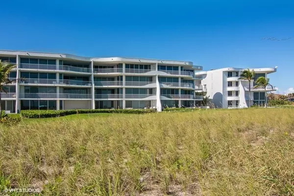 2001 SE Sailfish Point BLVD 116, Stuart, FL 34996