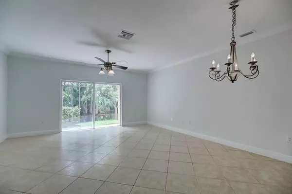 Stuart, FL 34997,5140 SE Mariner Garden CIR 65