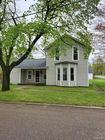 421 W Oak St, Vassar, MI 48768