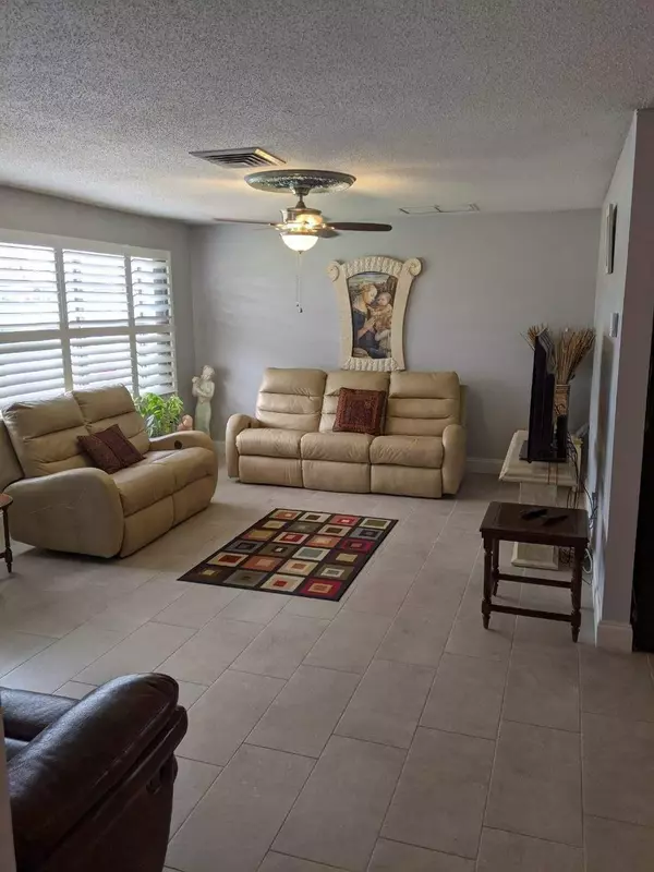 Port Saint Lucie, FL 34952,149 Riomar DR