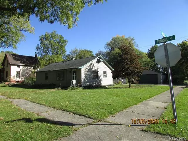 Lapeer, MI 48446,413 TURRILL AVE