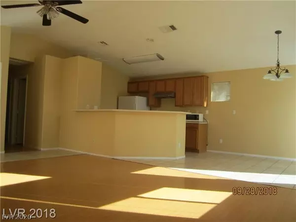 Las Vegas, NV 89148,7007 Azure Beach Street