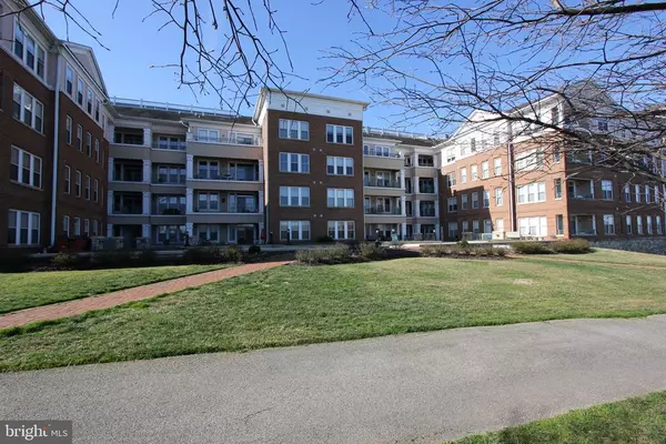 Woodbridge, VA 22191,500 BELMONT BAY DR #112