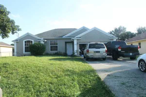 1050 SW Jericho AVE, Port Saint Lucie, FL 34953