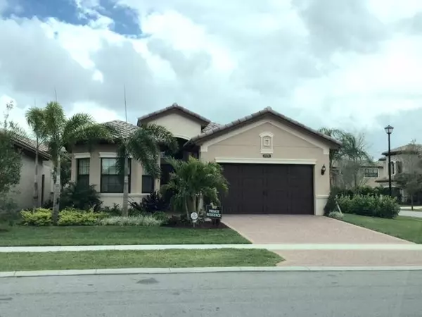 8178 Hutchinson CT, Delray Beach, FL 33446