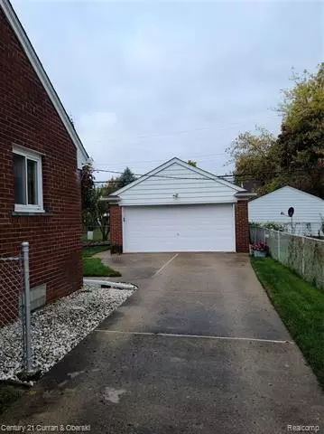 Dearborn, MI 48126,4795 ROSALIE ST