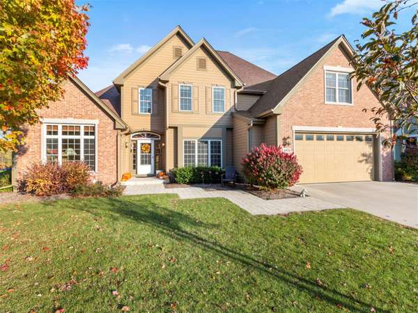 1074 Canary Ct, Grafton, WI 53024