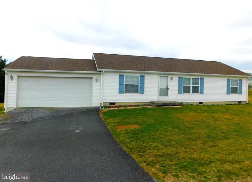 1048 TEAL N, Martinsburg, WV 25405