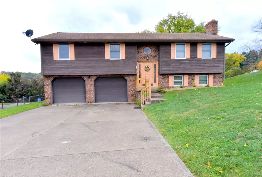 159 Laddie Dr, Washington, PA 15301