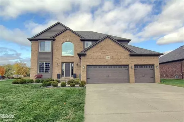 27161 MIRROR LAKE DR, Chesterfield Twp, MI 48051