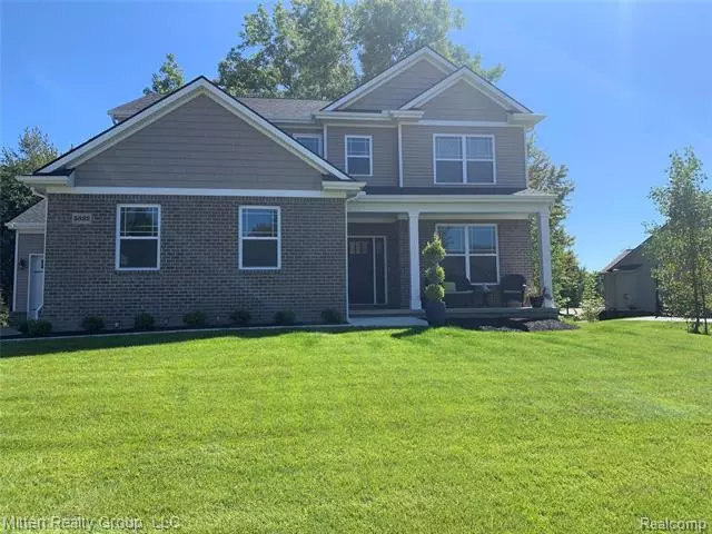 5822 POND HILL CRT, Howell, MI 48843