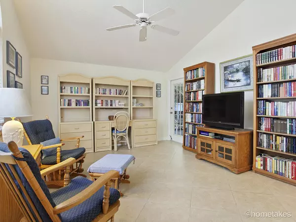 Jupiter, FL 33458,107 E Colony WAY