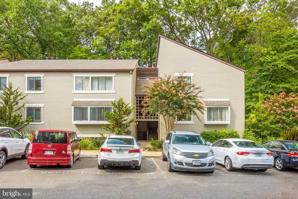 Reston, VA 20191,11739 LEDURA CT #107