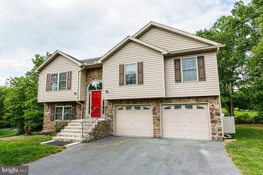 397 LEVITICUS DR, Bunker Hill, WV 25413