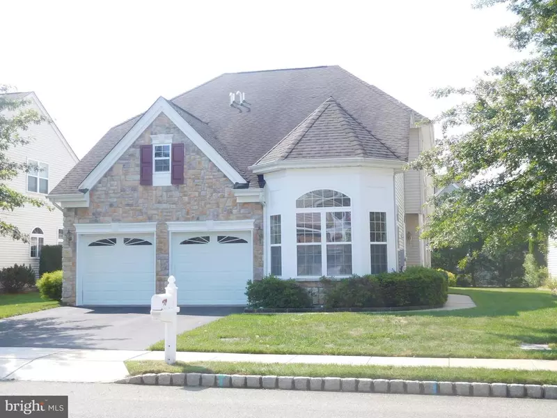 16 HINGHAM LN, Barnegat, NJ 08005