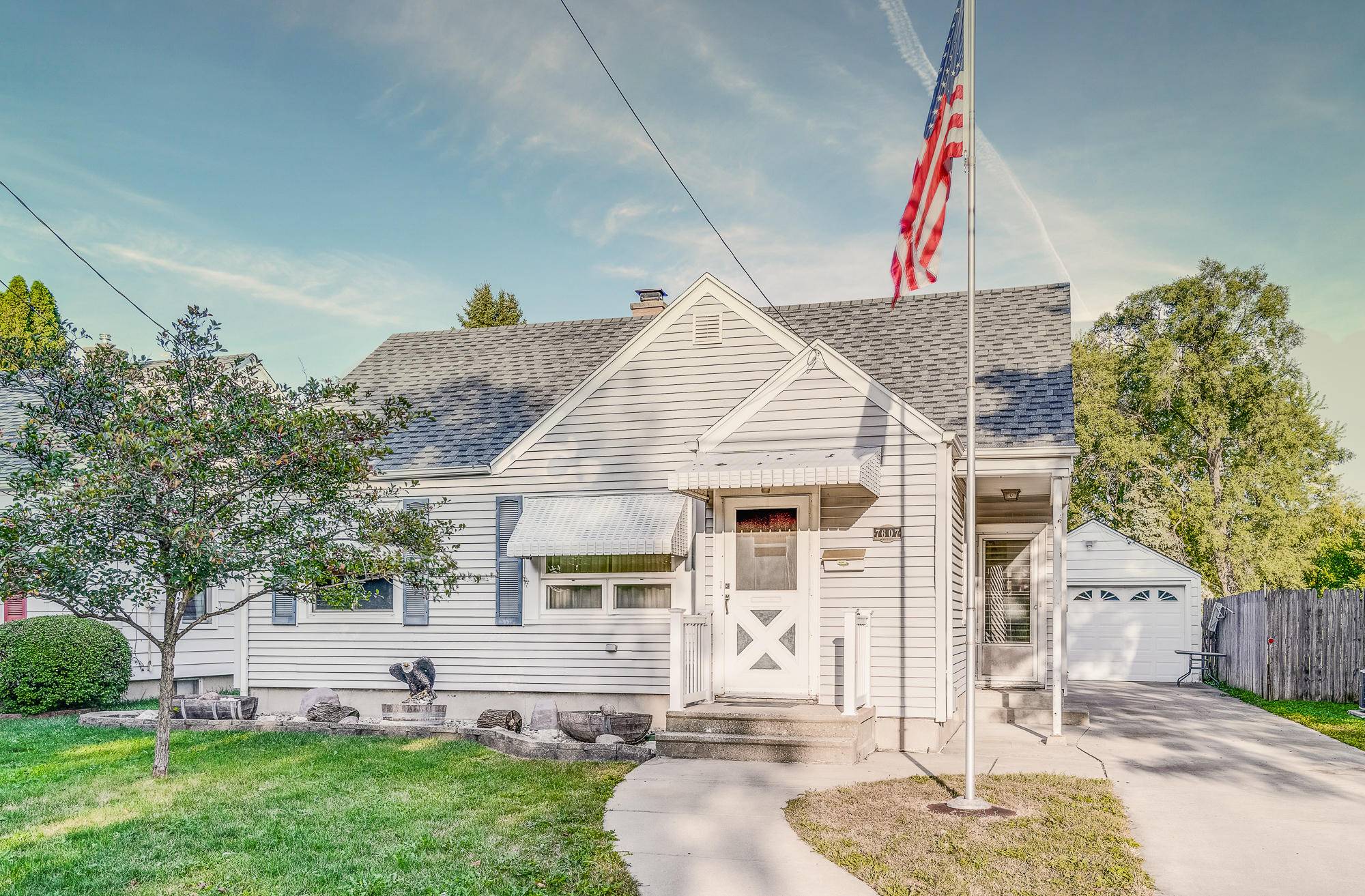 7607 30th Ave, Kenosha, WI 53142