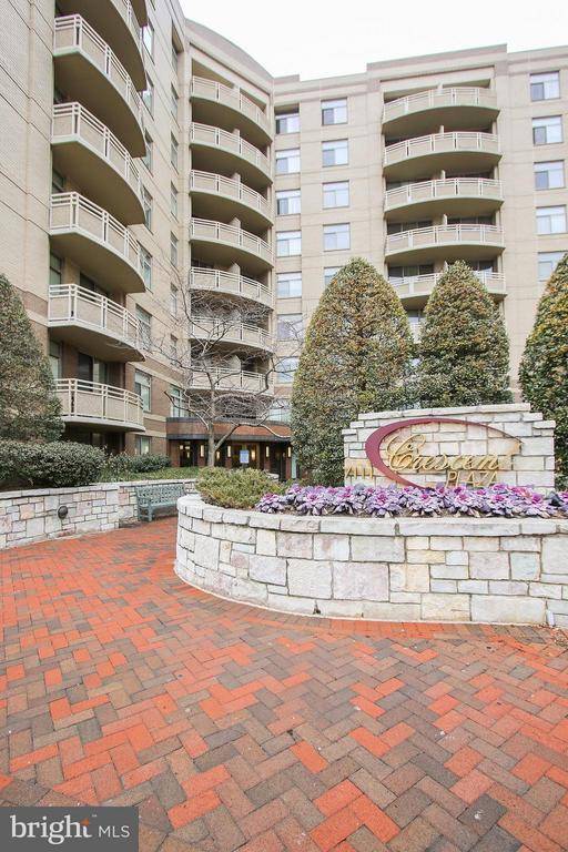 Bethesda, MD 20815,7111 WOODMONT AVE #206