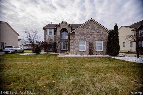 6476 FLORENCE LN, Van Buren Twp, MI 48111