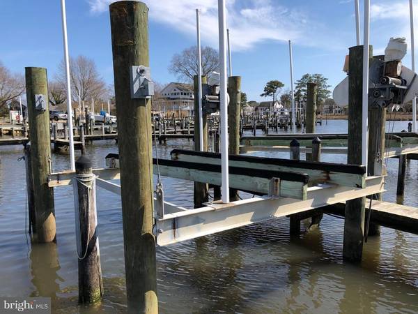 BOAT SLIP WHITES CREEK MARINA #79, Ocean View, DE 19970