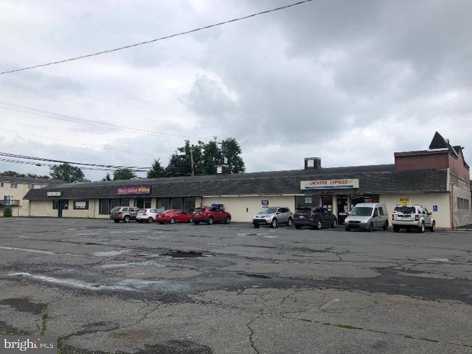 513 N MARKET, Selinsgrove, PA 17870