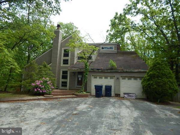 22 BRIARWOOD DR, Voorhees, NJ 08043