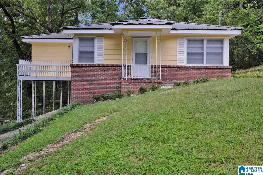 1204 MONTEREY DR, Birmingham, AL 35215