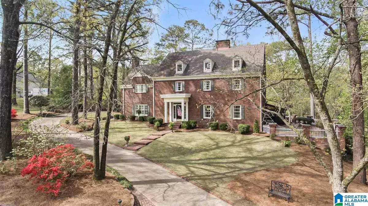 Mountain Brook, AL 35243,4444 CAHABA RIVER RD