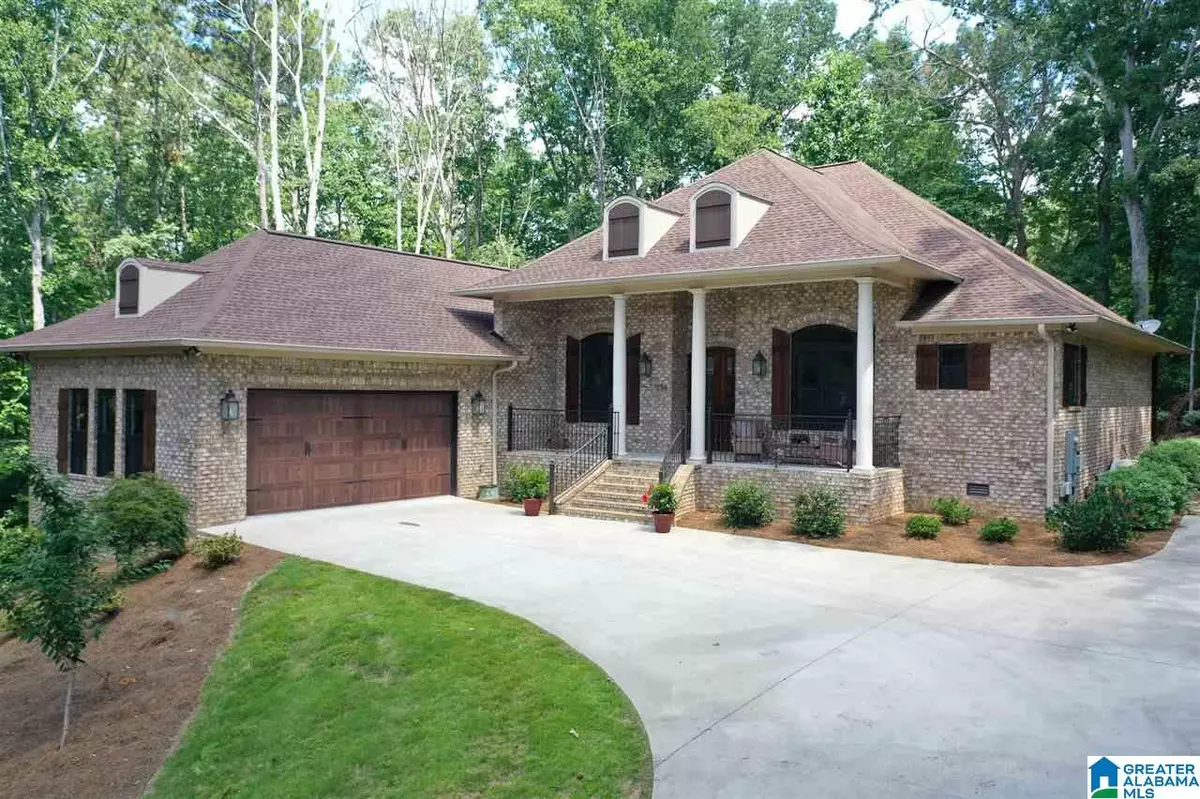 Cullman, AL 35055,236 FAIRWAY DR