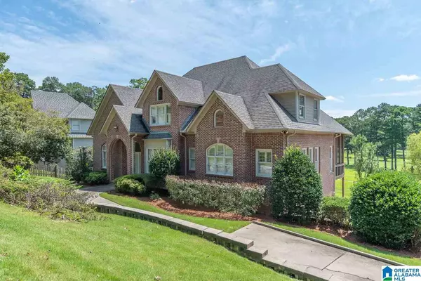 2611 ALTA VISTA CIR, Vestavia Hills, AL 35243