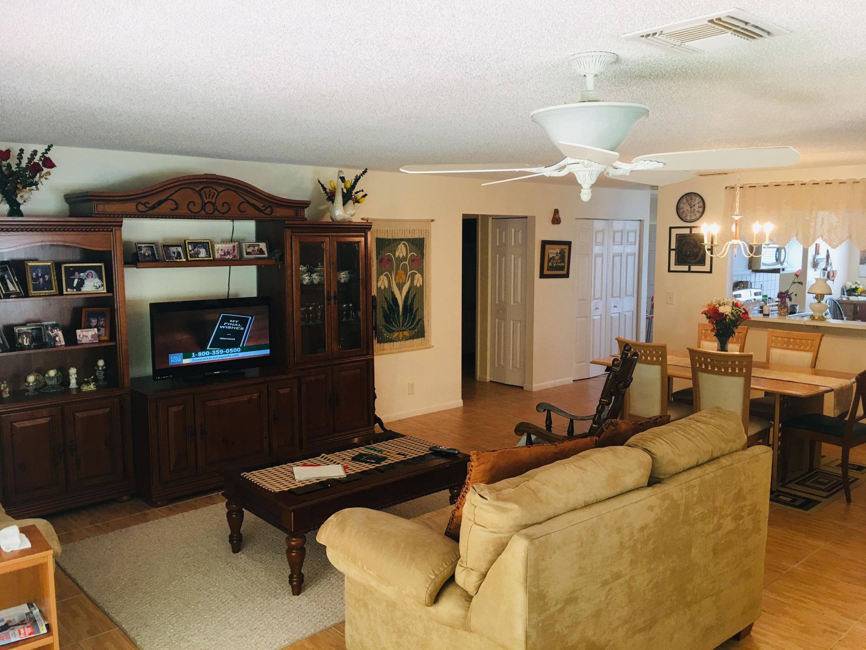 6384 Summer Sky LN, Greenacres, FL 33463