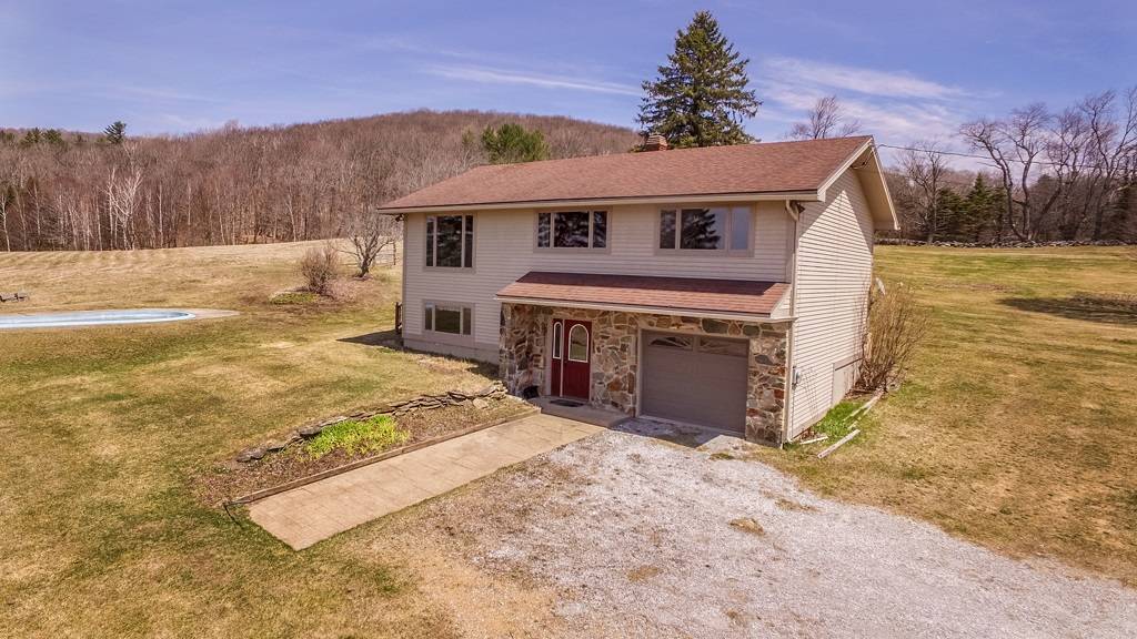 453 Tabor RD, Shrewsbury, VT 05738