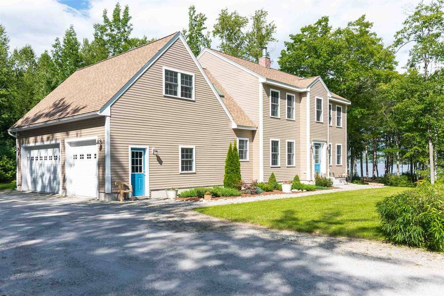 25 Basin RD, Sunapee, NH 03782