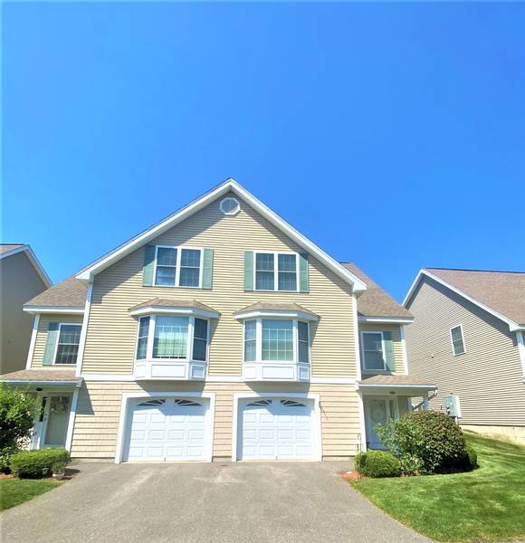 16 Canterberry CT #B, Hudson, NH 03051